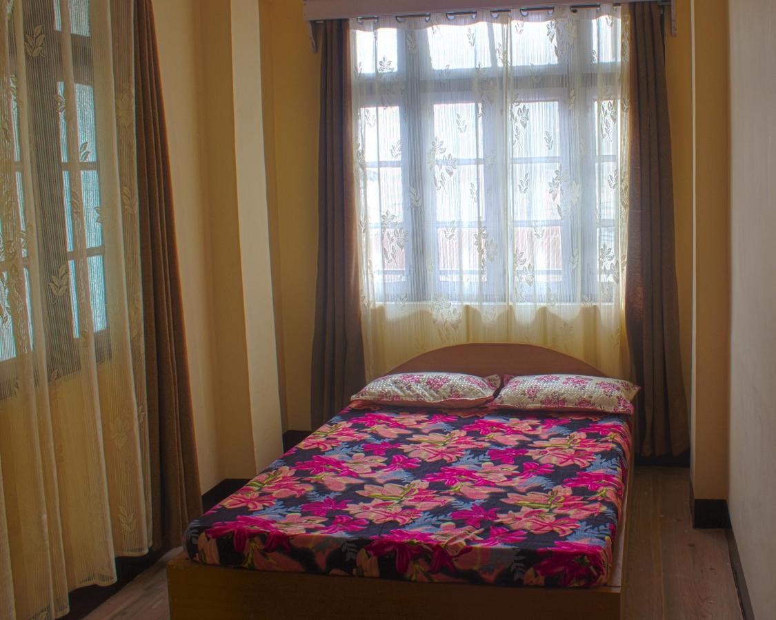Dukeraj Homestay Дарджилинг Экстерьер фото
