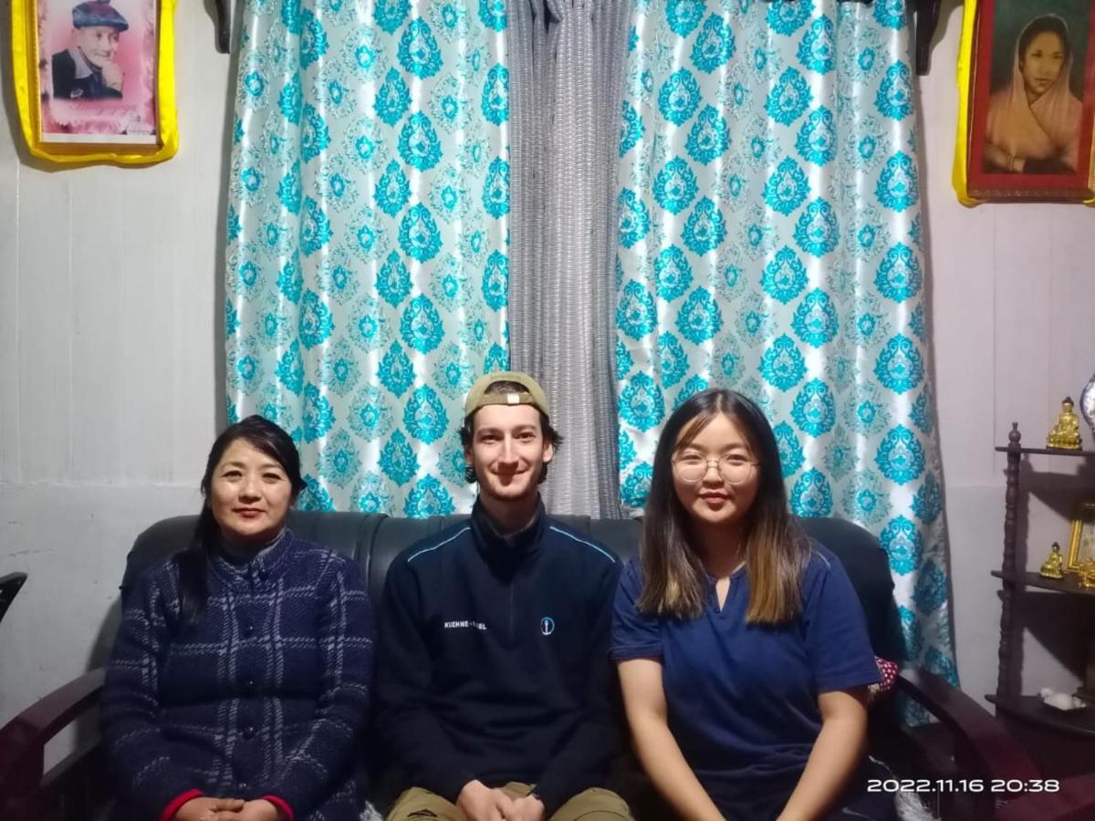 Dukeraj Homestay Дарджилинг Экстерьер фото
