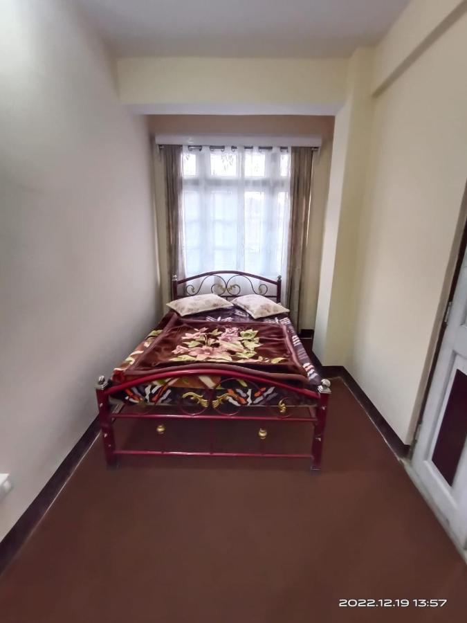 Dukeraj Homestay Дарджилинг Экстерьер фото