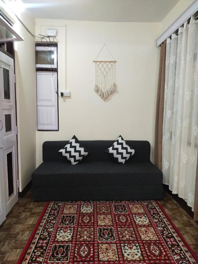 Dukeraj Homestay Дарджилинг Экстерьер фото