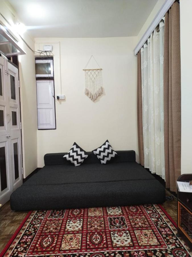 Dukeraj Homestay Дарджилинг Экстерьер фото